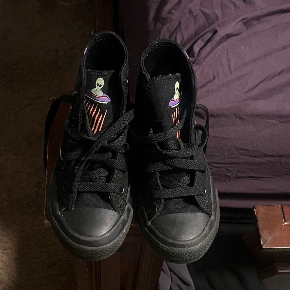 Converse Kids Black Sneakers with Alien Graphic